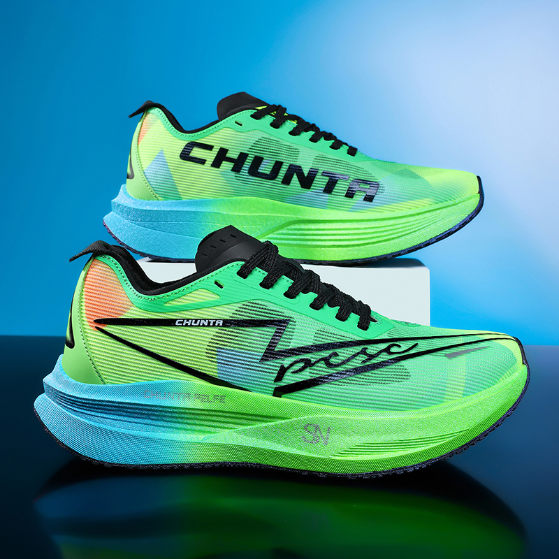 超軽量カーボンプレートレーシングシューズ 通気性メッシュ 衝 - Carbon Plate Marathon Racing Shoes のレビューと価格